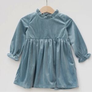 Girls Blue Velvet Winter Dress Size 5/6 Toddler‎ dress